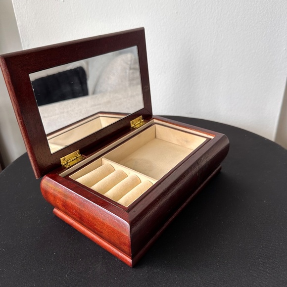 Vintage Wooden Jewelry Box with Floral Tapestry Lid Rectangular Trinket Storage - Picture 7 of 12